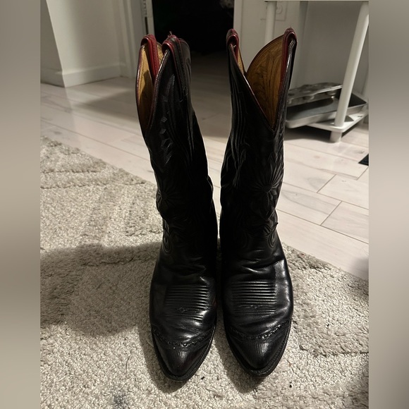 Tony Lama Leather and Lizard Wingtip cowboy boots size 9D - Picture 2 of 4